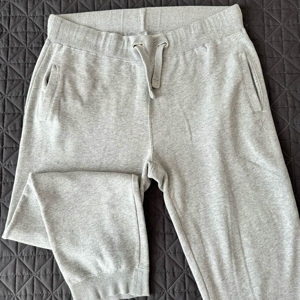 OnePiece Men’s  Gray Jogger Sweatpants